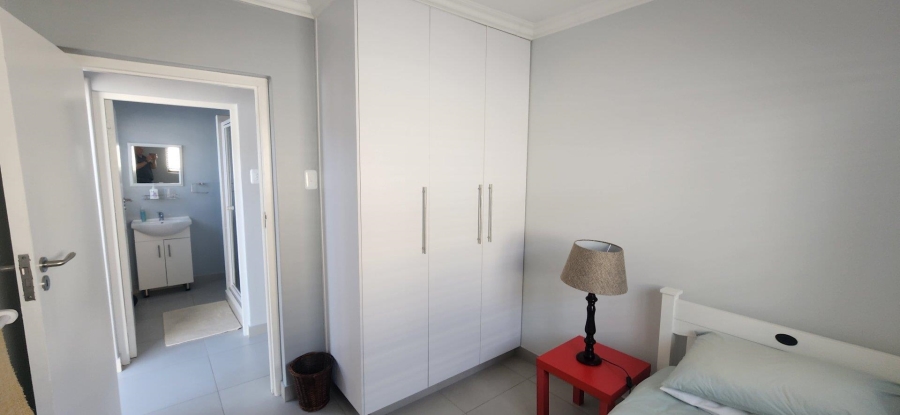 6 Bedroom Property for Sale in Fraaiuitsig Western Cape